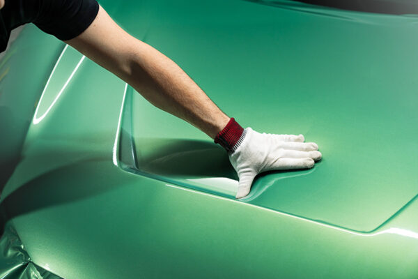 3M Protection Wrap Film PWF-GP246 Gloss Iridescent Emerald Green installation